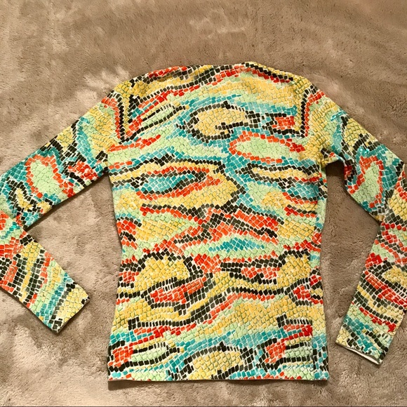 Cache sequenced sweater - Picture 4 of 5